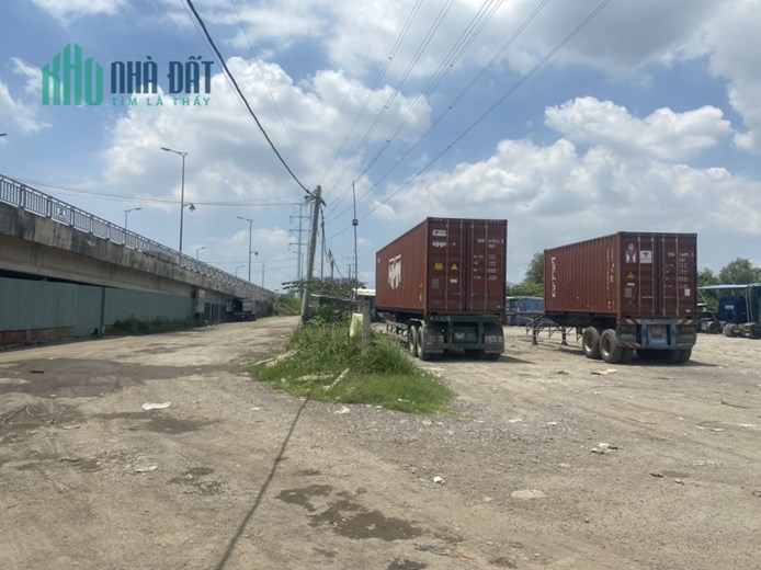Tôi chính chủ cần bán gấp đất mặt tiền đường Võ Chí Công, Giá bán nhanh 150 tỷ.