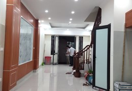 Gia đình cần bán ngõ 61 Phùng Chí Kiên dt 45 m2 x 4 t ô tô vào tận cửa giá 5,5 tỷ.