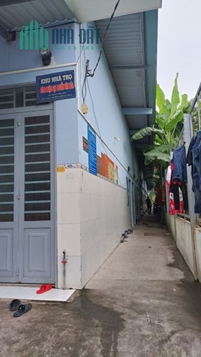 Chính chủ bán gấp dãy nhà trọ cho thuê tại Bến Lức, Long An, thu nhập đều đặn hơn 40tr/tháng Dt