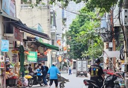 4.x tỷ, 58m x mt 5m, 2 thoáng thoáng trước thoáng sau, ngõ thông ô tô, Vạn Phúc Hà Đông.
