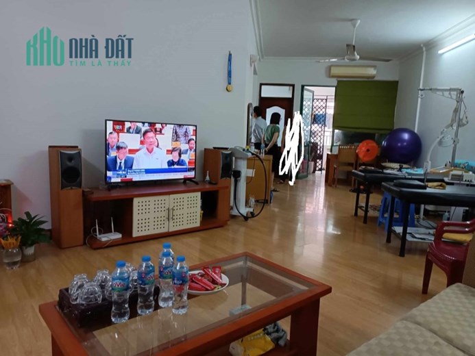 Hàng hiếm! Tầng đẹp diện tích 121m2 căn 2PN giá 4.36 tỷ tòa 24T Hoàng Đạo Thúy