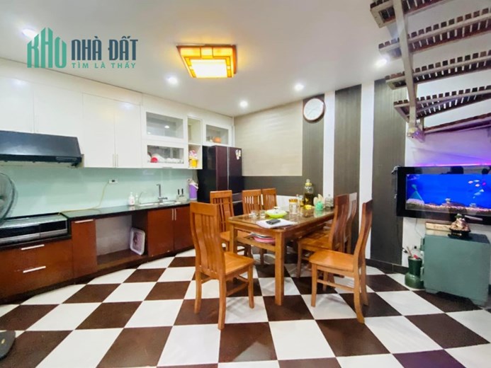 Nhà Kim Ngưu Hai Bà Trưng 33m 4 tầng gần đường 3,35 tỷ Nhà đẹp về ở ngay