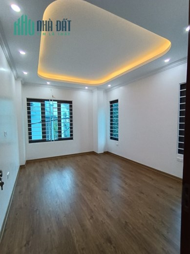 Siêu hiếm. Bán nhà Lê Quang Đạo, Nam Từ Liêm. 32m2 x 4T. MT 4m. GẦN Ô TÔ. Hơn 3 Tỷ. 0968084286