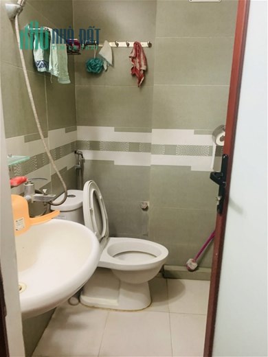 CHÍNH CHỦ CẦN BÁN NHÀ THANH TRÌ 40M2, 5 TẦNG, 5 NGỦ, GIÁ NHỈNH 5 TỶ, PHÂN LÔ - Ô TÔ VÀO NHÀ - VỈA