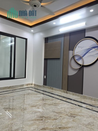Bán nhà độc lập 4 tầng diện tích 60 M oto tận nhà Ngày chợ Lũng Đằng Hải Hải An