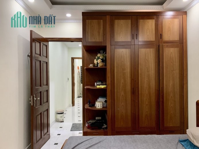 ô tô , phân lô ,diện tích 37m2 giá 5 tỷ 5(thương lượng ), mua bán nhà riêng Hồ Tùng Mậu giá rẻ