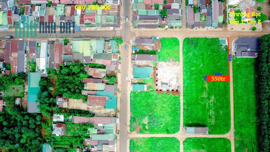 Bán lô đất 2 mặt tiền ngay chợ Phú Lộc Krông năng