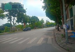 Bán đất Hoàng Như Tiếp, Bồ Đề, vị trí trung tâm, oto tránh thoáng 86m, mặt tiền: 5m, 17 tỷ