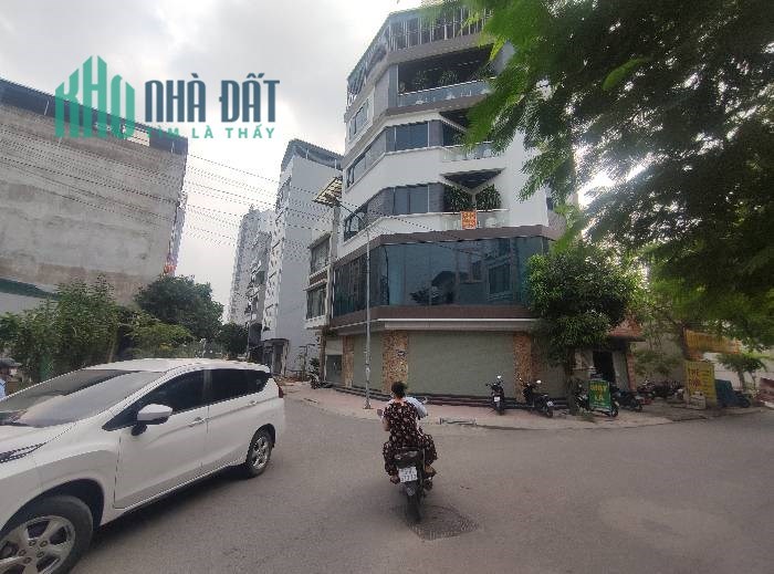KINH DOANH - LÔ GÓC - NHÀ ĐẸP - THANG MÁY - VỊ TRÍ HIẾM - NỘI THẤT ĐẲNG CẤP,