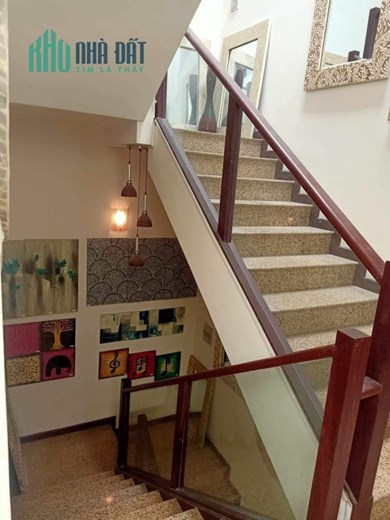 BÁN NHÀ PHỐ YECXANH-VỊ TRÍ HIẾM-2 MẶT NGÕ-LÔ GÓC-Ô CHỜ THANG MÁY-155M 26xTỶ