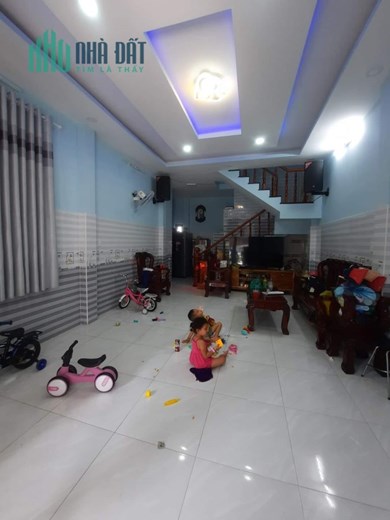 ♨️ Nhà An Sương Bà Điểm Hóc Môn 4,5x10 2 Tầng Có Sân Giá 1,99 Tỷ 💥💥💥