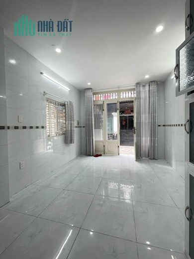 Bán Gấp Nhà Phú Thọ Hoà Tân Phú 50m2,HXH sát nhà 3 Tầng 4 tỷ 180