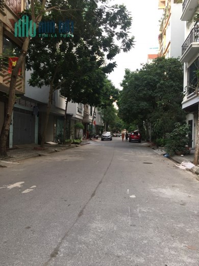 Lô Đất dịch vụ Kiến Hưng-Hà Đông. Sẵn nhà 2 tầng. Giá 5.3 tỷ. LH: 0982.69.3883