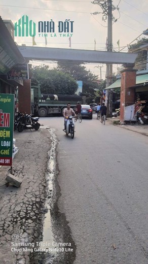 CẦN BÁN  LÔ ĐẤT Ở TÂN XÃ THẠCH THẤT ,HOÀ LẠC HÀ NỘI