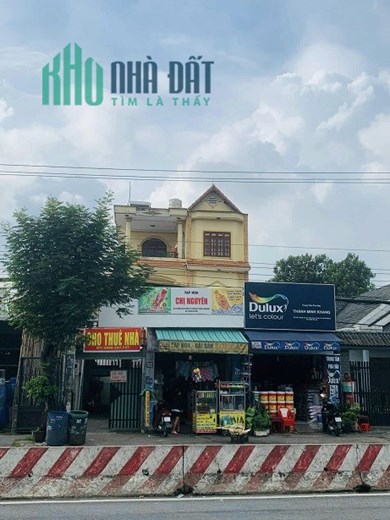Cho thuê nhà ngay mặt tiền đường lớn ĐT743, ngã tư Cửu Long, Bình Hoà, Thuận An.