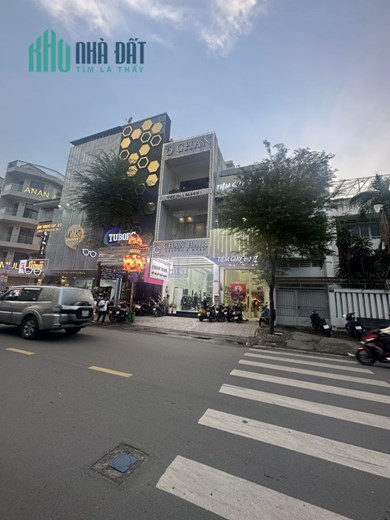 Bán nhà  MT 401 Sư Vạn Hạnh P12 Q10 Tp Hồ Chí Minh ngay TTTM Vạn Hạnh Mall.