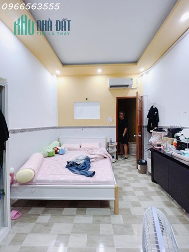 Bán nhà Đoàn văn bơ- Phường 14- quận 4 - 42m2- 3 tầng- giá bán 4.1 tỷ tl