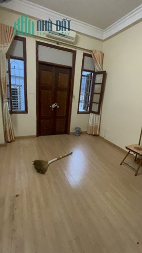 HIẾM !! Cho thuê nhà ngõ 204 Trần Duy Hưng Quận Cầu Giấy 50mx4T KD VP kho tóc spa hơn 10 tr
