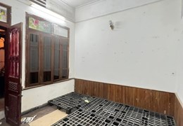 Bán nhà mặt phố Huỳnh Thúc Kháng, Đống Đa, xác định bán đất, đã có GPXD, 90m, MT 5m, 60 tỷ
