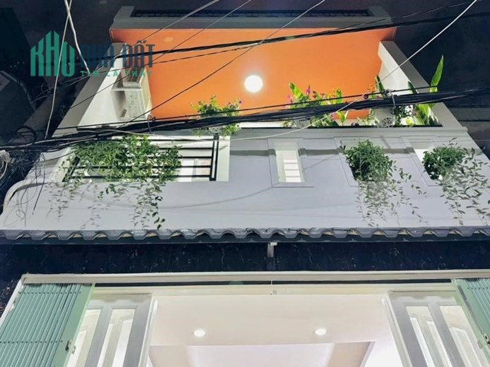 79 THÔNG NHẤT - P16 - GÒ VẤP - NGANG KHỦNG 4M. GIÁ CHỈ 3 TỶ 55. VỊ TRÍ ĐẮC ĐIẠ NGAY BV HỒNG ĐỨC.