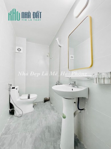 Nhà đẹp sang xịn mịn góc phố Hồ Sen, ngõ nông 1 quặt tới nhà