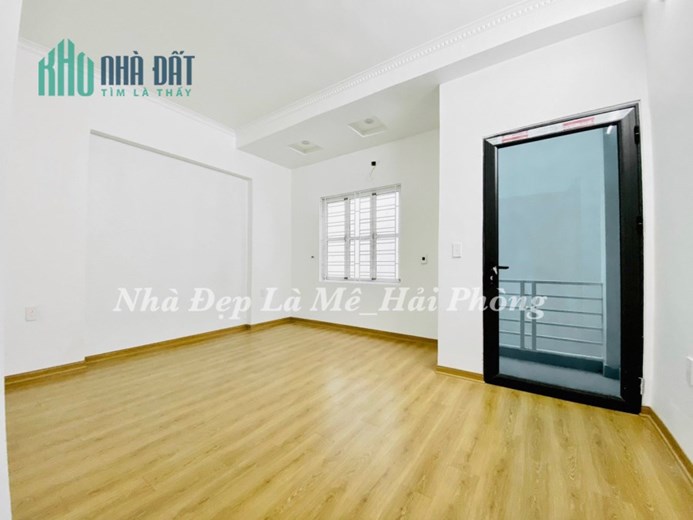Nhà đẹp sang xịn mịn góc phố Hồ Sen, ngõ nông 1 quặt tới nhà