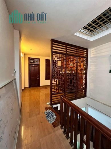 HOT-12,5 TỶ-TRẦN QUÓC HOÀN,CẦU GIẤY-PHÂN LÔ-OTO TRÁNH-KINHDOANH-GẦN PHỐ