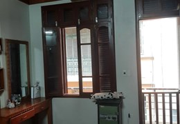 Cho thuê nhà nguyên căn Nguyễn Khánh Toàn, Cầu Giấy 40m2 x 5 tầng ô tô đỗ cửa