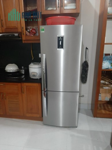 Cho thuê nhà nguyên căn Nguyễn Khánh Toàn, Cầu Giấy 40m2 x 5 tầng ô tô đỗ cửa