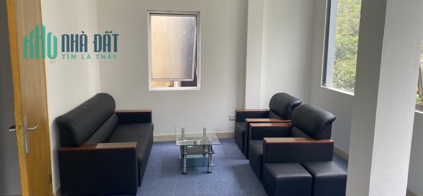 Cho thuê nhà 5 tầng tại Phùng Chí Kiên Cầu Giấy 70m2 ô tô đỗ cửa