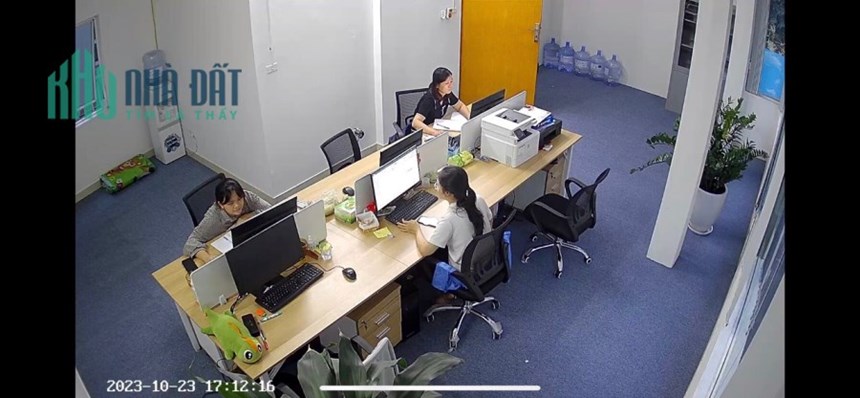 Cho thuê nhà 5 tầng tại Phùng Chí Kiên Cầu Giấy 70m2 ô tô đỗ cửa