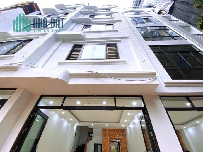 Bán nhà Võ Chí Công, Cầu Giấy. 34mx6; MT4.5m; Thang máy; giá 5.3 tỷ