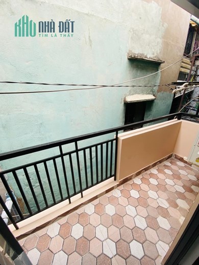 Nhà nhỏ tiền Mễ Cốc Q.8 - CÓ SỔ RIÊNG - Tặng toàn bộ nội thất xịn