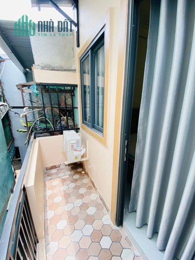 Nhà nhỏ đẹp lung linh Bến Bình Đông P.15 - SỔ HỒNG RIÊNG - Tặng hết nội thất xịn