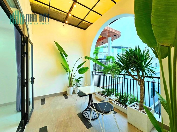 -- Siêu phẩm 3 tầng đẹp kiệt 3m bình an 7 thông ra Tiểu la “ cách chỗ đậu ô tô 20m