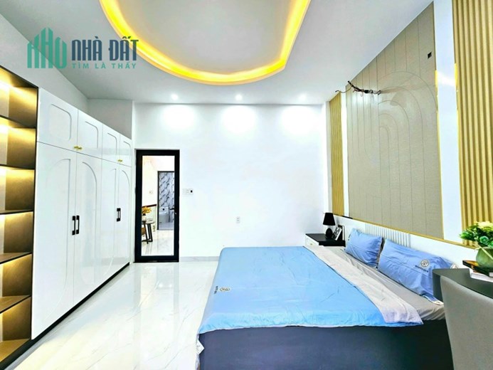 -- Siêu phẩm 3 tầng đẹp kiệt 3m bình an 7 thông ra Tiểu la “ cách chỗ đậu ô tô 20m