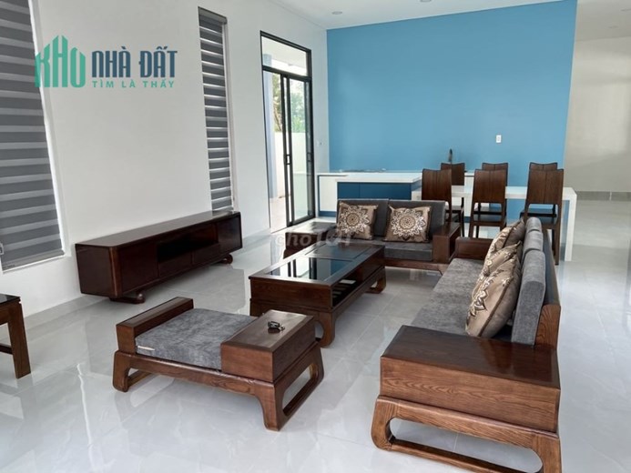 Chính chủ cho thuê biệt thự gần ngã 4 Tân Quy có 3pn Củ Chi , HCM