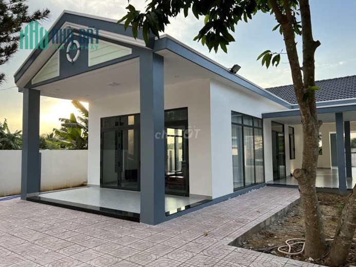 Chính chủ cho thuê biệt thự gần ngã 4 Tân Quy có 3pn Củ Chi , HCM