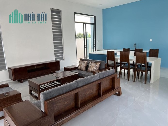 Chính chủ cho thuê biệt thự gần ngã 4 Tân Quy có 3pn Củ Chi , HCM