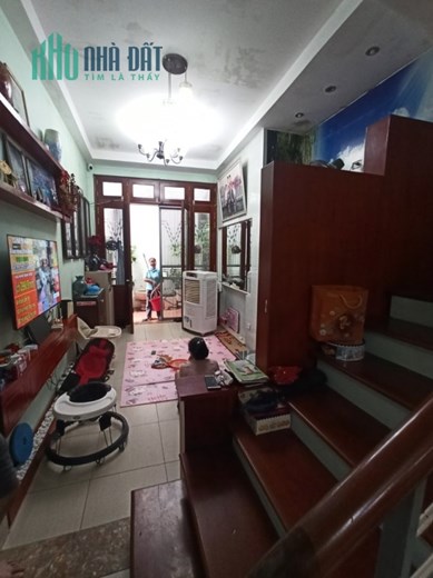Bán nhà 4 tầng ngõ 26 Tư Đình,Long Biên 41m2,gần oto hơn 3.5 tỷ