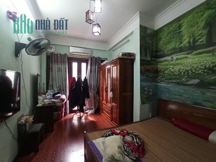 Bán nhà 4 tầng ngõ 26 Tư Đình,Long Biên 41m2,gần oto hơn 3.5 tỷ