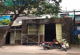 Bán nhà mặt tiền kinh doanh đường Minh Phụng, P6, Q6, 220m2, ngang 8m, giá cực rẻ.