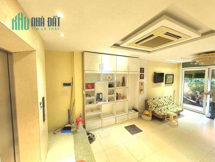 Hoàng Văn Thái, ô tô ngủ nhà, 40m2 x 7 tầng, thang máy giá 10.4tỷ