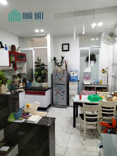 Bán nhà 1/ hẻm 6m ngay Gò Dầu quận Tân Phú 4 x 13- 4T BTCT chỉ 6,2 ty TL