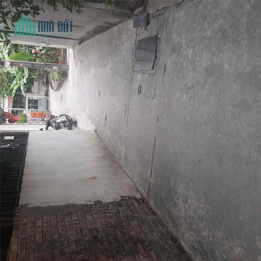NHANH TAY ,NHANH TAY
NHÀ CẤP 4 NGỌC TRÌ 40MV- GIÁ CHỈ 2.68 TỶ