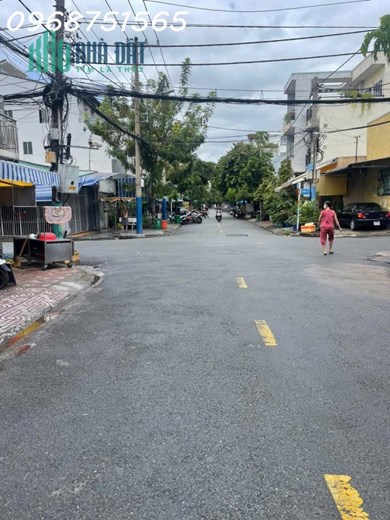 Bán nhà C4 đường số 2 Phước Bình - Đại học văn hoá.  135m2 Giá 7,6 Tỷ