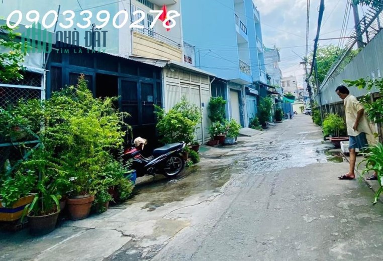 122M2 KHUÔNG VIỆT TÂN PHÚ - GIÁP Q.11 - KẾ BÊN ĐẦM SEN - NGANG 5 - DÒNG TIỀN  SẴN