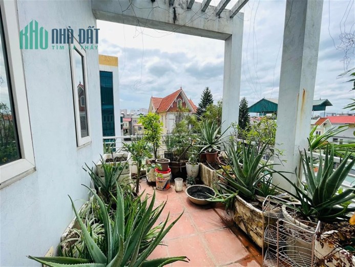 Nhà dân xây Thạch Bàn Long Biên 60m2, mặt tiền- 6m, Hơn 6 tỷ.