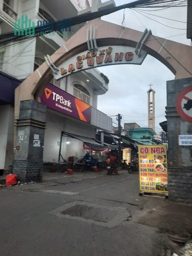 HXT THÔNG - NGAY CHỢ LẠC QUANG QUẬN 12 - 72M2, 2 TẦNG, 3 PN - NHÀ ĐẸP Ở NGAY - CHỈ HƠN 5 TỶ.