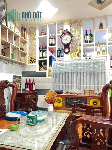 Bán nhà Mặt tiền đường Âu Cơ gần đường Nguyễn Hồng Đào, 4x21m, 2 T - 3PN 10.9 tỷ (TL)